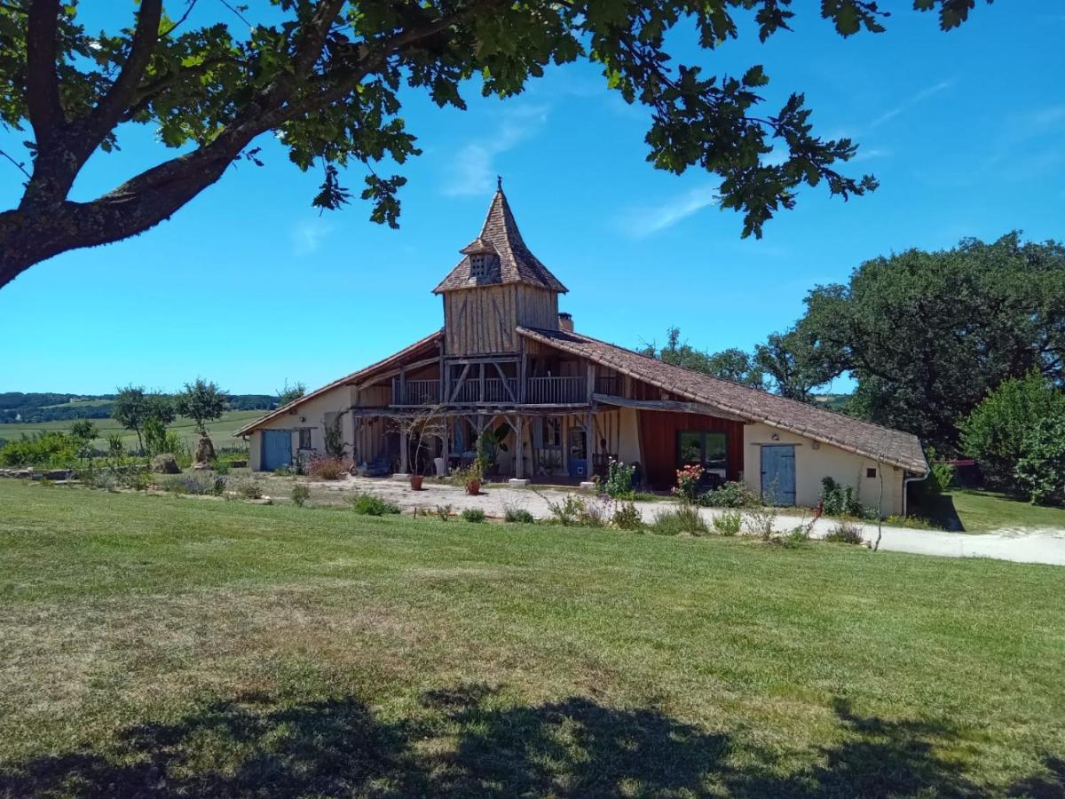 Ferme Ahoco Chambre D'Hotes Residence D'Artistes Lavit Extérieur photo