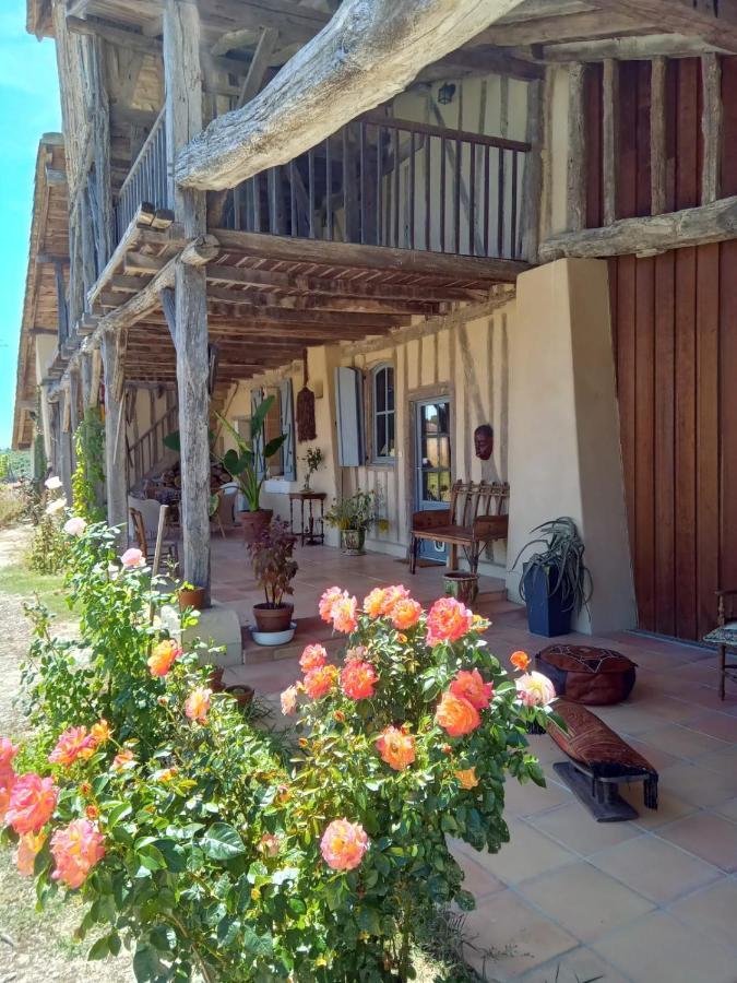 Ferme Ahoco Chambre D'Hotes Residence D'Artistes Lavit Extérieur photo